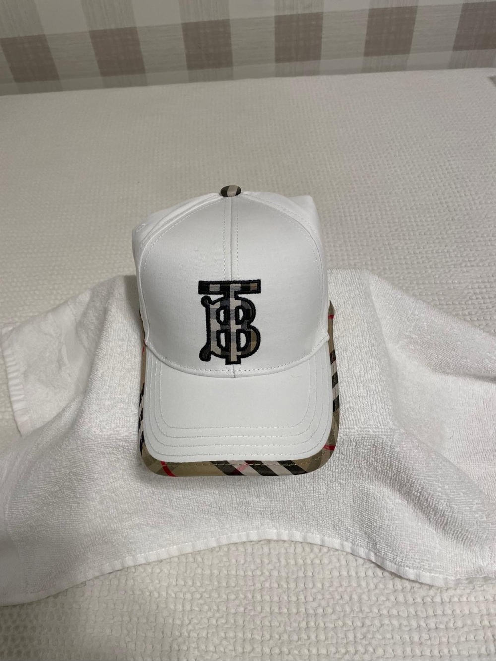 Burberry White Baseball Cap with Black TB Monogram and Check Trim